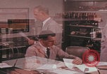 Image Travail d'examinateur de laboratoire du FBI United States USA, 1967, de la seconde 52 séquences d'archives historiques vidéo 65675080602