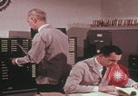 Image Travail d'examinateur de laboratoire du FBI United States USA, 1967, de la seconde 56 séquences d'archives historiques vidéo 65675080602
