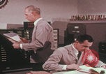 Image Travail d'examinateur de laboratoire du FBI United States USA, 1967, de la seconde 57 séquences d'archives historiques vidéo 65675080602