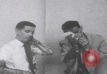 Standbild Vietcong-Autobombardement 1965 Saigon Vietnam, 1965, aus Sekunde 27 historischem Filmmaterial Videoclip 65675080612
