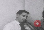 Standbild Vietcong-Autobombardement 1965 Saigon Vietnam, 1965, aus Sekunde 33 historischem Filmmaterial Videoclip 65675080612