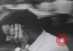 Standbild Vietcong-Autobombardement 1965 Saigon Vietnam, 1965, aus Sekunde 38 historischem Filmmaterial Videoclip 65675080612