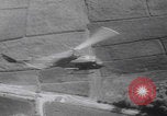 Standbild Vietcong-Autobombardement 1965 Saigon Vietnam, 1965, aus Sekunde 47 historischem Filmmaterial Videoclip 65675080612