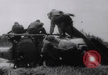 Standbild Vietcong-Autobombardement 1965 Saigon Vietnam, 1965, aus Sekunde 57 historischem Filmmaterial Videoclip 65675080612