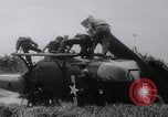 Standbild Vietcong-Autobombardement 1965 Saigon Vietnam, 1965, aus Sekunde 60 historischem Filmmaterial Videoclip 65675080612