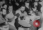 Immagine di Salta nella libertà Berlino Germania, 1961, secondo 16 filmato di repertorio 65675080700