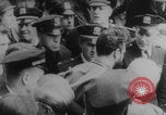 Immagine di Salta nella libertà Berlino Germania, 1961, secondo 24 filmato di repertorio 65675080700