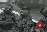 Standbild Filthy Thirteen bereiten sich vor England, 1944, aus Sekunde 3 historischem Filmmaterial Videoclip 65675080702