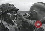 Standbild Filthy Thirteen bereiten sich vor England, 1944, aus Sekunde 24 historischem Filmmaterial Videoclip 65675080702