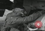 Standbild Filthy Thirteen bereiten sich vor England, 1944, aus Sekunde 53 historischem Filmmaterial Videoclip 65675080702