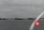 Standbild C-47 heben einzeln ab Newbury England Vereinigtes Königreich, 1944, aus Sekunde 48 historischem Filmmaterial Videoclip 65675080771