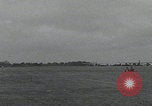 Standbild C-47 heben einzeln ab Newbury England Vereinigtes Königreich, 1944, aus Sekunde 59 historischem Filmmaterial Videoclip 65675080771