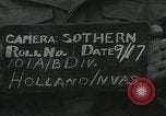 Standbild Fallschirmjäger der 101 Luftlandedivision nach Holland Newbury England Vereinigtes Königreich, 1944, aus Sekunde 6 historischem Filmmaterial Videoclip 65675080772