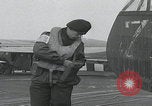 Standbild Fallschirmjäger der 101 Luftlandedivision nach Holland Newbury England Vereinigtes Königreich, 1944, aus Sekunde 51 historischem Filmmaterial Videoclip 65675080772