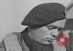 Standbild Fallschirmjäger der 101 Luftlandedivision nach Holland Newbury England Vereinigtes Königreich, 1944, aus Sekunde 62 historischem Filmmaterial Videoclip 65675080772