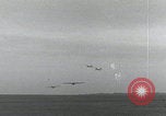Image Formation d'avions de transport de la RAF Newbury Newbury Berkshire Angleterre Royaume-Uni, 1944, de la seconde 4 séquences d'archives historiques vidéo 65675080775
