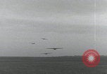 Image Formation d'avions de transport de la RAF Newbury Newbury Berkshire Angleterre Royaume-Uni, 1944, de la seconde 8 séquences d'archives historiques vidéo 65675080775