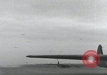 Image Formation d'avions de transport de la RAF Newbury Newbury Berkshire Angleterre Royaume-Uni, 1944, de la seconde 19 séquences d'archives historiques vidéo 65675080775