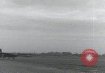 Image Formation d'avions de transport de la RAF Newbury Newbury Berkshire Angleterre Royaume-Uni, 1944, de la seconde 27 séquences d'archives historiques vidéo 65675080775