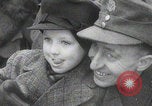 Immagine di Lydia Veicht pattinaggio artistico Berlino Germania, 1945, secondo 13 filmato di repertorio 65675080819
