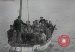 Immagine di Scambio di prigionieri tra alleati e nazisti tedeschi Francia, 1945, secondo 35 filmato di repertorio 65675080820