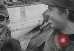 Immagine di Scambio di prigionieri tra alleati e nazisti tedeschi Francia, 1945, secondo 44 filmato di repertorio 65675080820