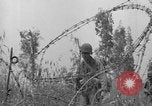Standbild Amerikanische FSSF-Soldaten zu Fuß Italien, 1944, aus Sekunde 39 historischem Filmmaterial Videoclip 65675080868
