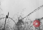Standbild Amerikanische FSSF-Soldaten zu Fuß Italien, 1944, aus Sekunde 43 historischem Filmmaterial Videoclip 65675080868