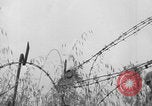 Standbild Amerikanische FSSF-Soldaten zu Fuß Italien, 1944, aus Sekunde 44 historischem Filmmaterial Videoclip 65675080868