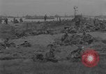 Image L'armée américaine sécurise le secteur Easy Red Normandie, France, 1944, de la seconde 11 séquences d'archives historiques vidéo 65675080935