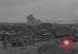 Image L'armée américaine sécurise le secteur Easy Red Normandie, France, 1944, de la seconde 16 séquences d'archives historiques vidéo 65675080935