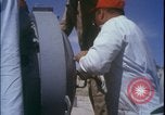 Image préparatifs de lancement du traîneau à fusée New Mexico United States USA, 1960, de la seconde 45 séquences d'archives historiques vidéo 65675080961
