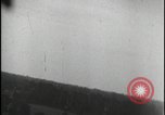 Image Attaque par mitrailleuse sur un train Europe, 1944, de la seconde 55 séquences d'archives historiques vidéo 65675080964