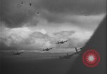 Standbild B-24-Bomber kehren vom Einsatz zurück Aleutian Islands Alaska USA, 1942, aus Sekunde 6 historischem Filmmaterial Videoclip 65675080981