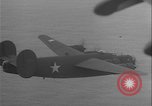 Standbild B-24-Bomber kehren vom Einsatz zurück Aleutian Islands Alaska USA, 1942, aus Sekunde 15 historischem Filmmaterial Videoclip 65675080981