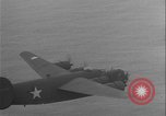 Standbild B-24-Bomber kehren vom Einsatz zurück Aleutian Islands Alaska USA, 1942, aus Sekunde 21 historischem Filmmaterial Videoclip 65675080981