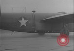 Standbild B-24-Bomber kehren vom Einsatz zurück Aleutian Islands Alaska USA, 1942, aus Sekunde 45 historischem Filmmaterial Videoclip 65675080981