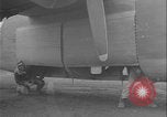 Standbild B-24-Bomber kehren vom Einsatz zurück Aleutian Islands Alaska USA, 1942, aus Sekunde 49 historischem Filmmaterial Videoclip 65675080981