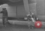 Standbild B-24-Bomber kehren vom Einsatz zurück Aleutian Islands Alaska USA, 1942, aus Sekunde 51 historischem Filmmaterial Videoclip 65675080981